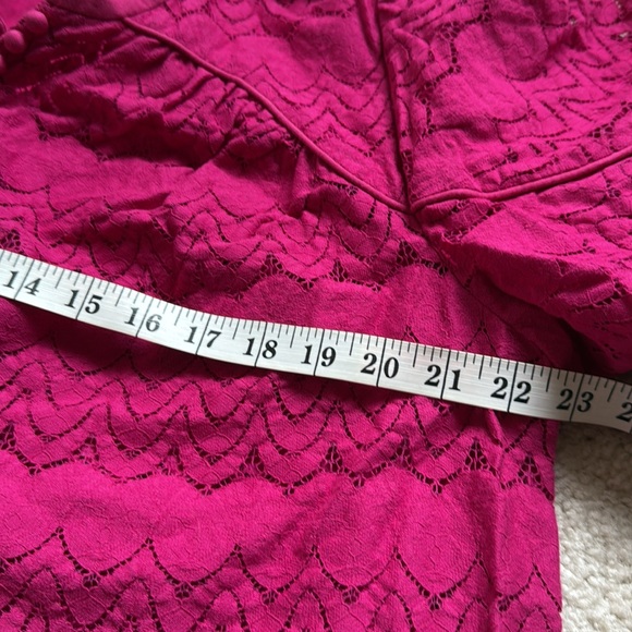 ACLER “Stapleton” puff sleeve top - Picture 4 of 5